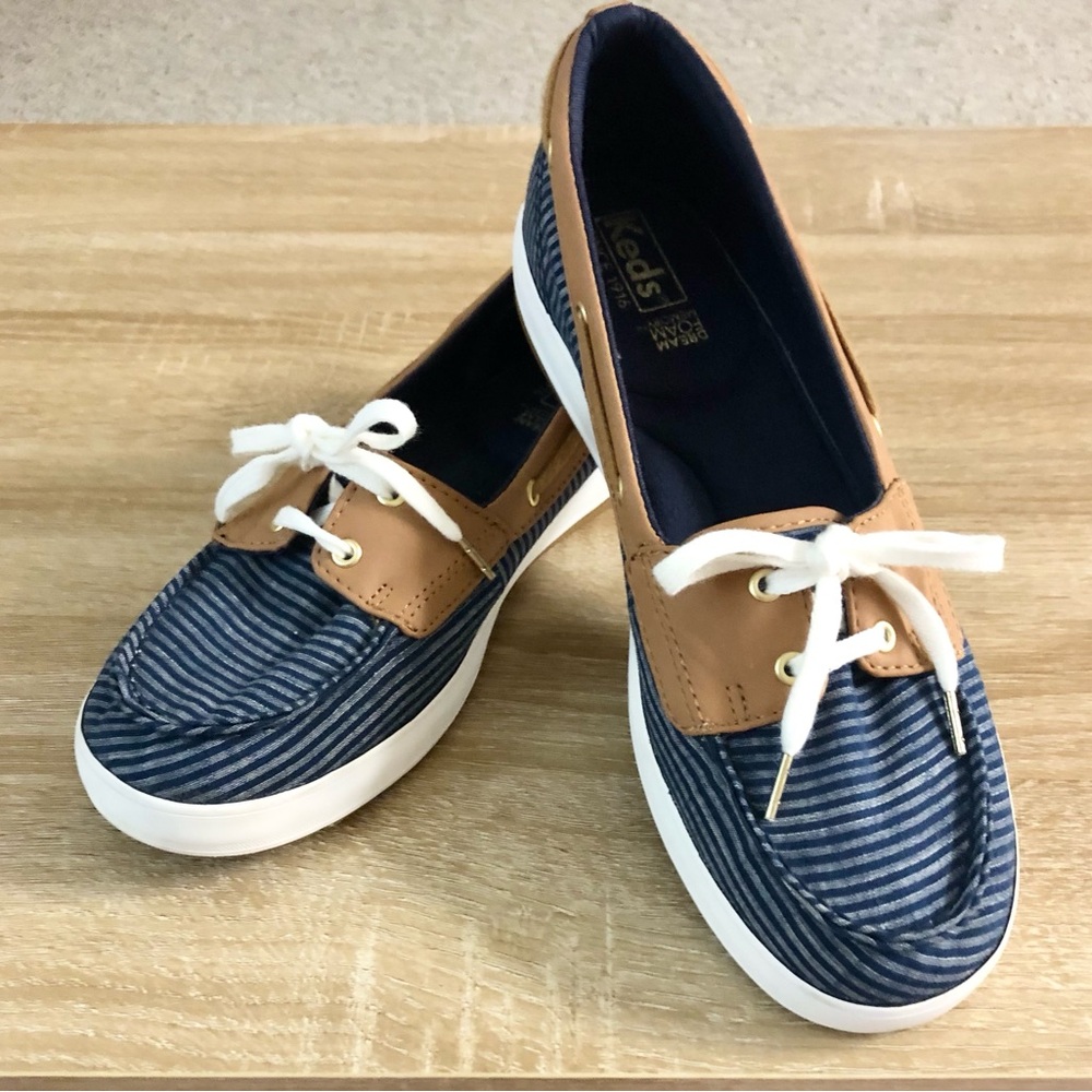 🌹🍃☀️New KENS Charter Blue/White Striped Nautical Women’s Boat Shoes (Size: 8)☀️🐠